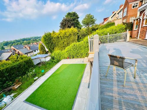 Spital House | Cozy Double Room & Charming Attic with Free WiFi & Parking