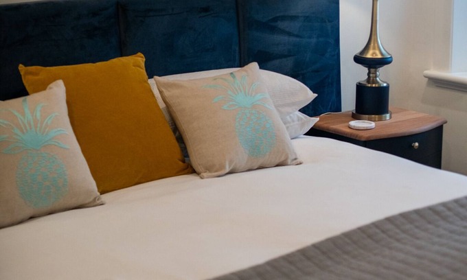 Stirling House | Child-Friendly Retreat at One Eleven Stirling Hotel
