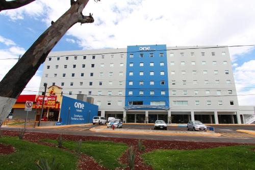 Granja Hotel | Family-Friendly Stay at One Guadalajara Periferico Poniente