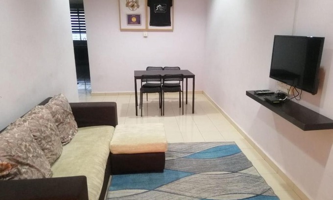 Kuala Berang House | Cozy One Homestay @ Kirana with Kitchen & Child-Friendly Space