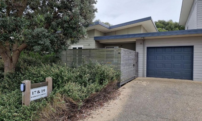 Inverloch House | Relax at One Level, Broadbeach Inverloch with Ocean Views