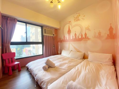 Xitun District Apartment | Family-Friendly Fengjia 101: Accessible Comfort Awaits