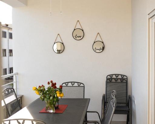 Ratac Apartment | Unique Apartment with Ocean View and Family-Friendly Space
