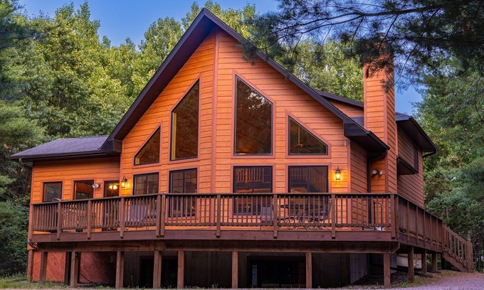 Nekoosa Cabin | Unforgettable Lake Retreat with Pool and Outdoor Adventures