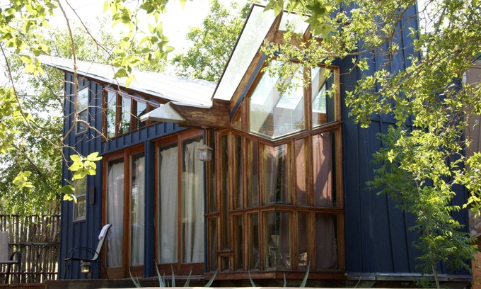 Spicewood Bed & Breakfast | Eco-Cabin Retreat by the Lake: Kayaks, Yoga & More!