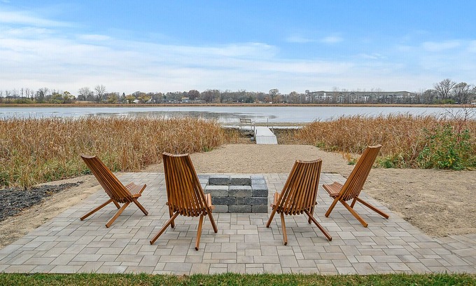 Blaine House | One-of-a-Kind Modern Farmhouse on Laddie Lake