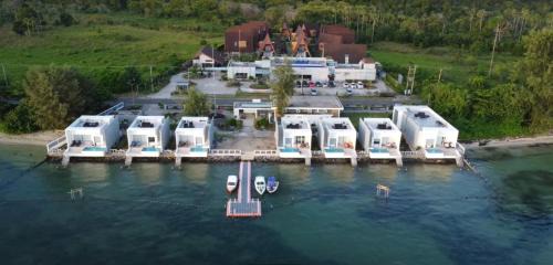 Bintan Hotel | Unique Resort Experience at Trikora Beach - Bintan