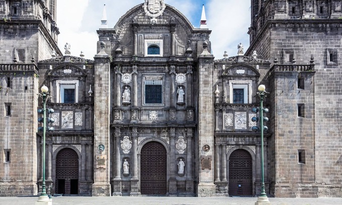 Cuautlancingo Hotel | Discover One Puebla Finsa: Family-Friendly Hotel with Spa