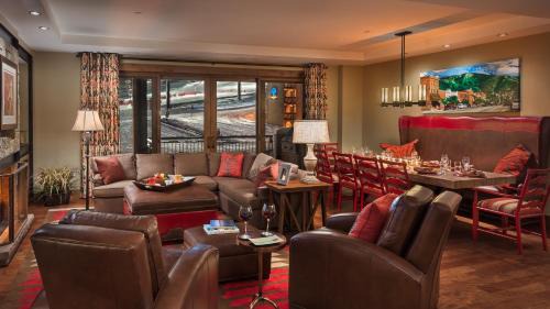 Steamboat Springs Apartment | One Steamboat Place #204 Deer Mountain