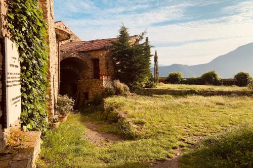 Bajardo Apartment | Pet-Friendly Retreat: One Step from Heaven Awaits You