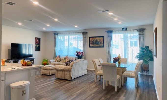 Riverside House | Cozy One-Story House with 4 Rooms & Pet-Friendly Amenities