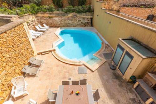 Xaghra Apartment | Elegant OneFifty Gozitan Villa with Pool & Pet Friendly