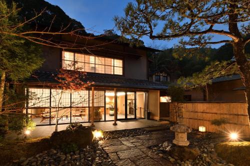 Shuzenji Hotel | Indulge at Oni no Sumika - 5-Star Rated Retreat