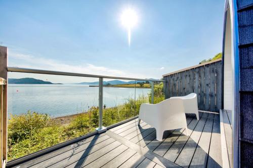 Onich Hotel | Discover Onich Hotel & Lochside Beach Pods with Ocean Views