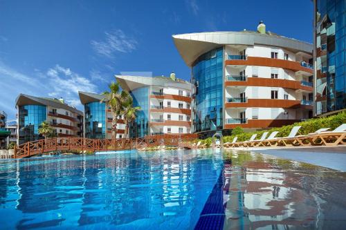 Liman Mahallesi Apartment | Family-Friendly Onkel Rada Apart Hotel with Pool Access