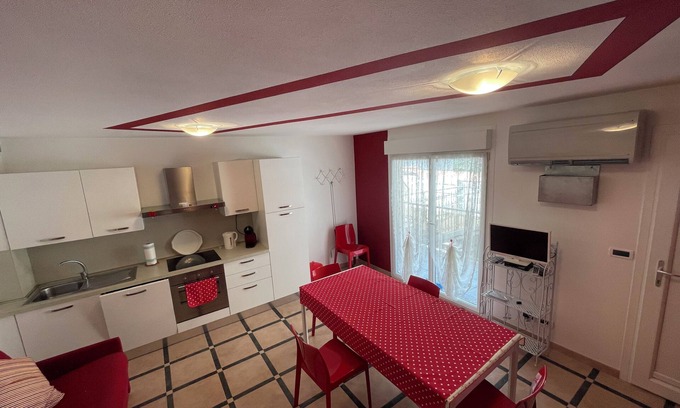 Roquebrune-Cap-Martin Hotel | only 50meters from beach and Cap Martin