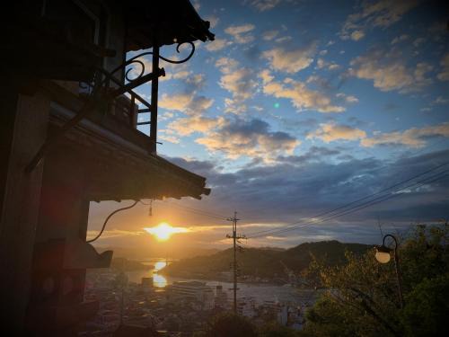 Onomichi House | Top-Rated Onomichi Guest House with Breakfast & Kitchen