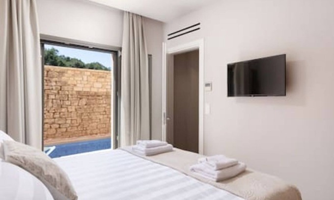 Dassia Apartment | Onore Garden Suite & pool | Dasia