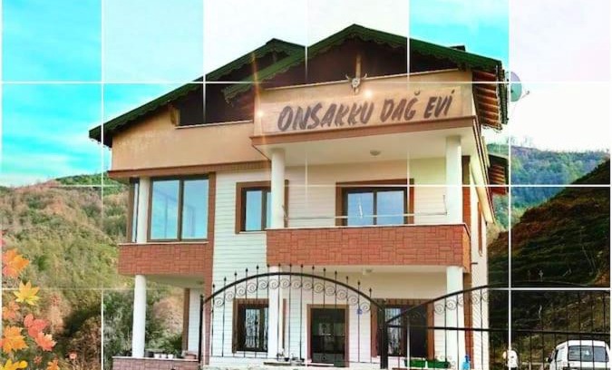 Ardesen Apartment | Discover Onsakku Dağ Evi: Family-Friendly Retreat Awaits