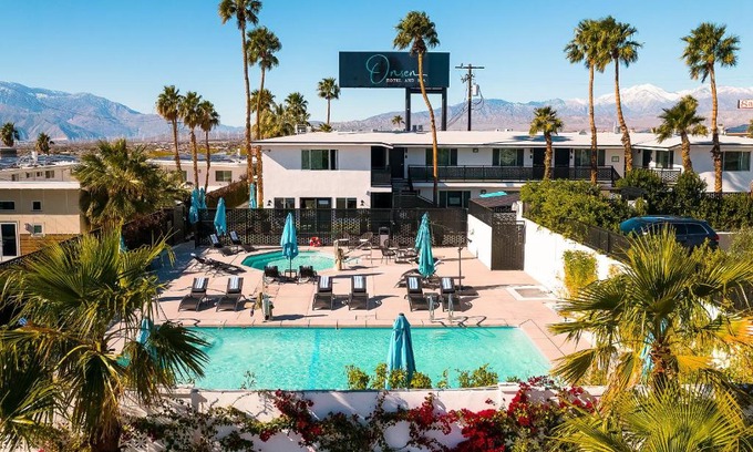 Desert Hot Springs Hotel | Relax at Onsen Hotel and Spa: Oceanfront Retreat & Amenities