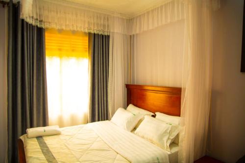 Mbarara Bed & Breakfast | Onyx Motel and Suites Mbarara