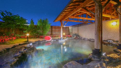 Aizuwakamatsu Hotel | Relax at Ooedo Onsen Monogatari Aizu with Hot Tub Access