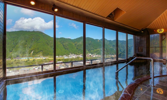 Nakayamadaira Onsen Hotel | Relaxing Retreat at Ooedo Onsen Monogatari Masuya Hotel