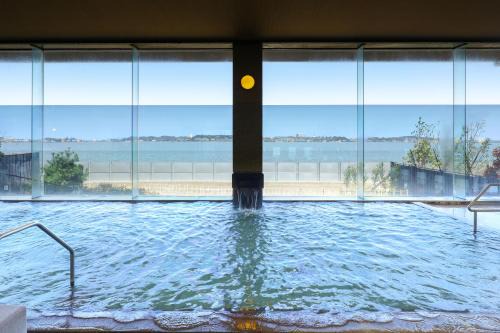 Katayamazu Hotel | Relax at Ooedo Onsen Monogatari Nagayama with Hot Tub & Pool