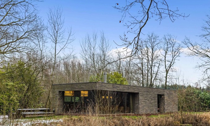 Stekene House | Oom-BESTKKOOR201W Sum
