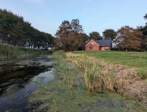 Ockholm Apartment | Discover Op Lundingland - Family-Friendly Retreat by the Priel