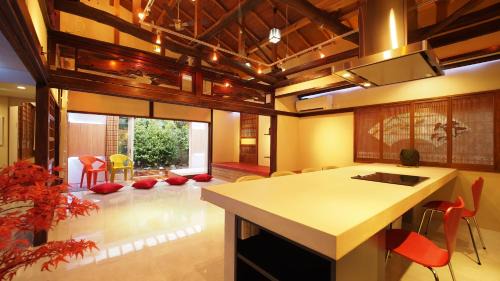 Yumoto House | Relaxing Retreat with Open-Air Bath Near Hakone Yumoto