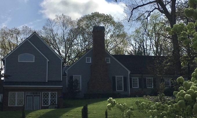 High Point House | Exceptional Open Concept Retreat Near Downtown with Pool