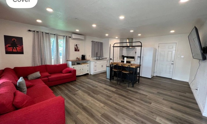Santa Ana House | Modern Home Close to Disney with Spa & Family Amenities