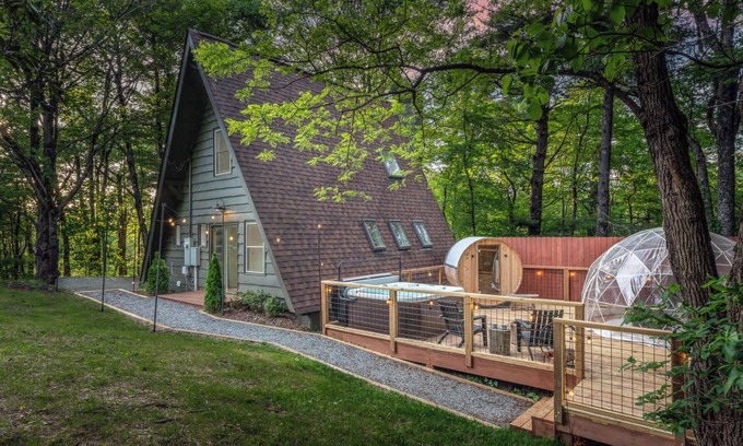 Blowing Rock Cabin | Relaxing MT Luxe A-Frame with Hot Tub and Sauna Retreat