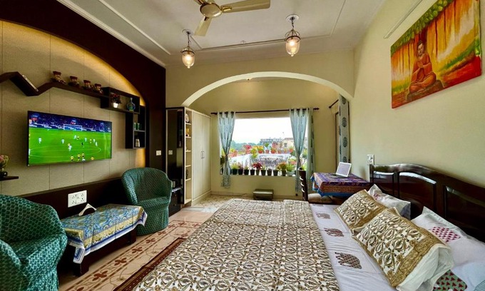 Jaipur House | Unforgettable Stays at Open Skies: Rated 10/10 and Family-Friendly