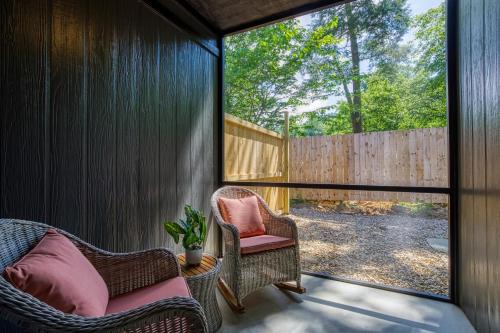 Cosby House | Relaxing Open Sky Retreat: Family-Friendly Getaway Awaits