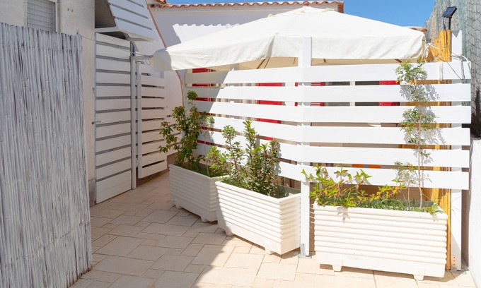 Procida Bed & Breakfast | Relaxing Retreat: OPEN SPACE PROCIDA Near Beautiful Beaches