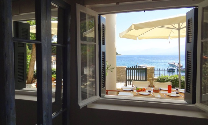Marathias House | Experience Beachfront Bliss in a Renovated Fisherman's Home