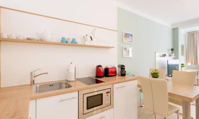 Wieden Apartment | Accessible Opera Apartment Top6 with Family-Friendly Amenities