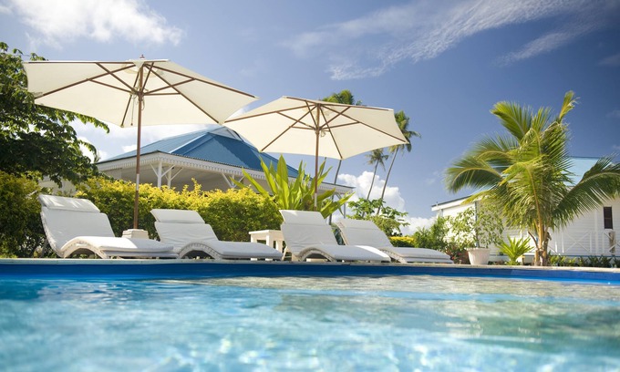 Opoa Hotel | Experience OPOA BEACH HÔTEL: Top-Rated Stay with Pool & Spa