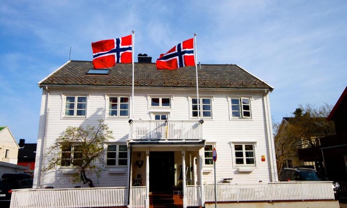 Bodo House | Exceptional Opsahl Gjestegaard: Pet-Friendly Retreat