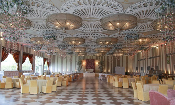 Sat Bari Hotel | Elegant 4-Star Retreat at Opulent Hotel by Ferns N Petals