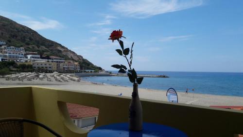 Fodele Apartment | Oceanfront Relaxation at Orange Fodele with Stunning Views