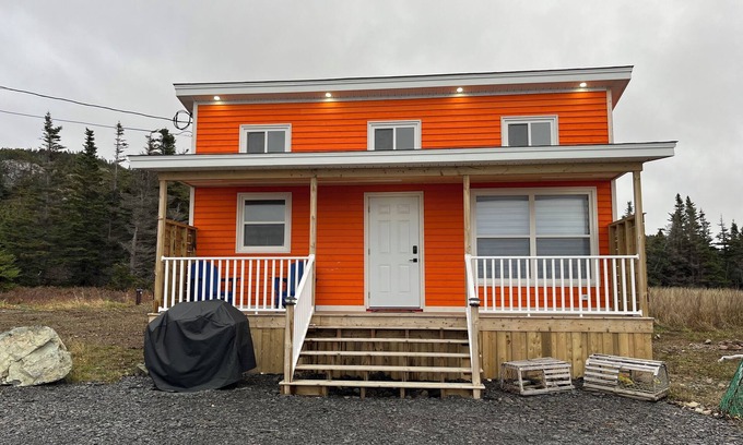 Twillingate Cottage | New Cottage in Iceberg Alley with Ocean Views & Kitchen