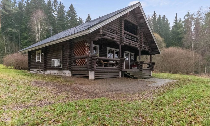Hameenlinna House | Perfect Getaway at Oravanpesä by Interhome with Spa & Lake View