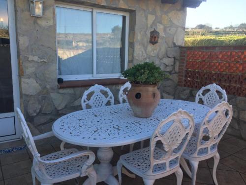 Teulada Apartment | Oceanfront ORBETA: Pet-Friendly Retreat with Pool & Views