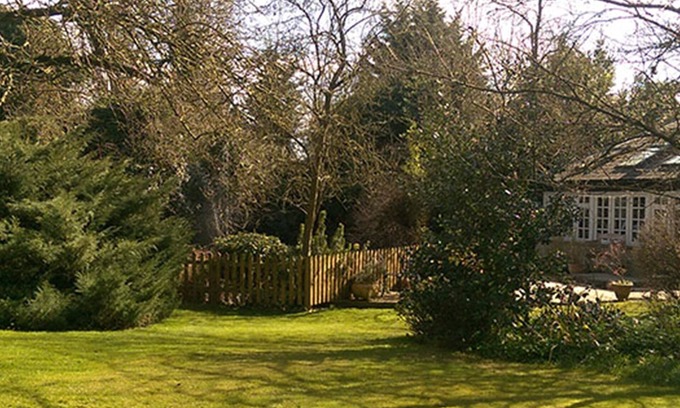 Whittlesford Bed & Breakfast | Discover Orchard Pond Bed & Breakfast: Guest Rated 10/10
