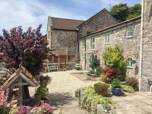 Cheddar House | Orchard View: Pet & Child-Friendly with Perfect 10/10 Rating