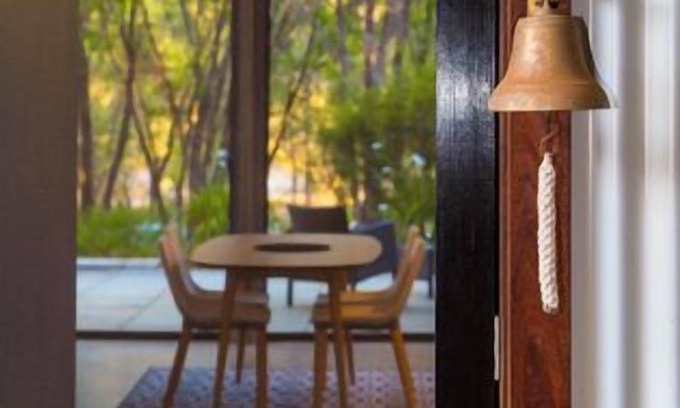 Yallingup Apartment | Orchid Moon: Guest Rated 10/10 with Cozy Kitchen & Breakfast