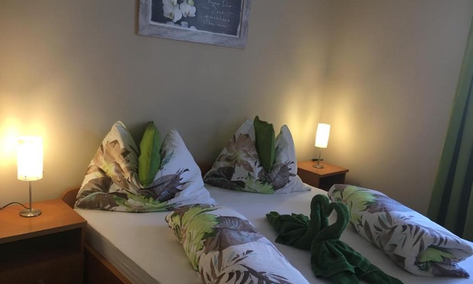 Hegyko Apartment | Orchidea Apartman: Guest Rated 10/10 with Ocean View